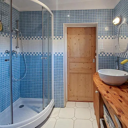 Semesterbostad Gorgeous In With Kitchenette